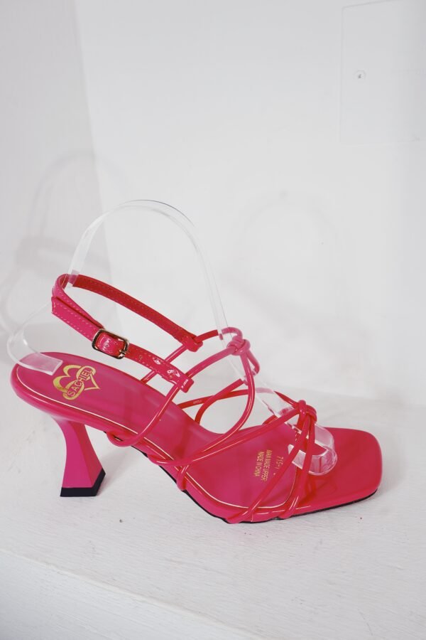 Sachiel Go live Heels